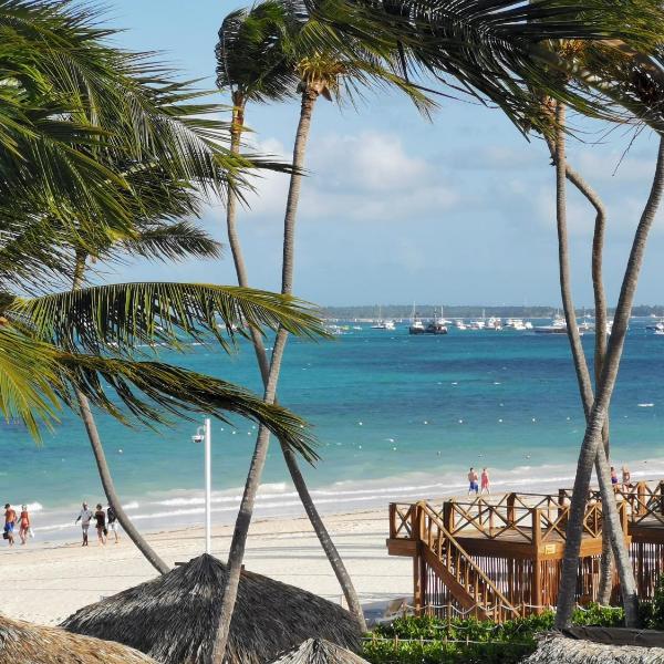Tropical Villas at Los Corales Beach